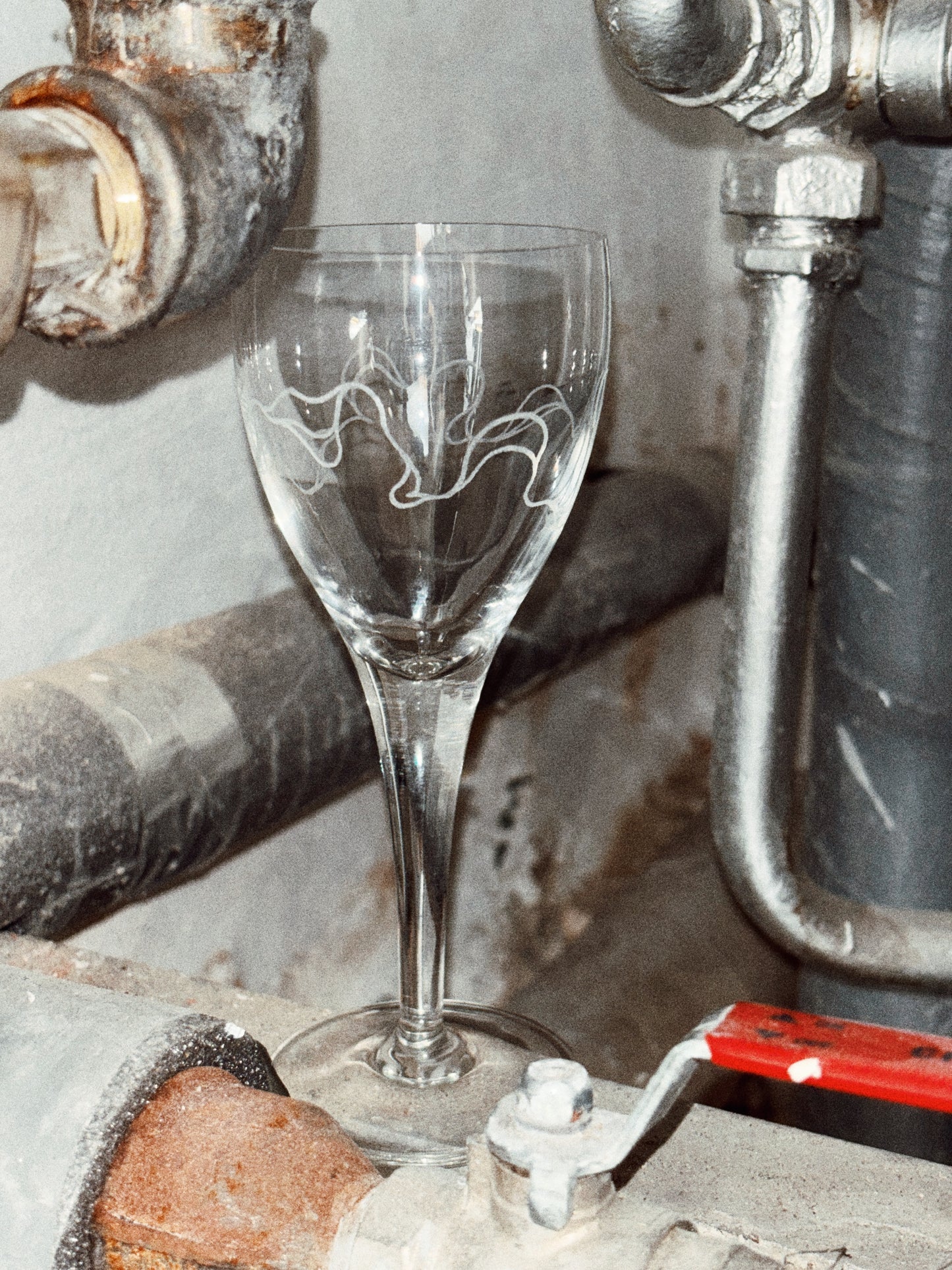 Wine Glass / Swirls